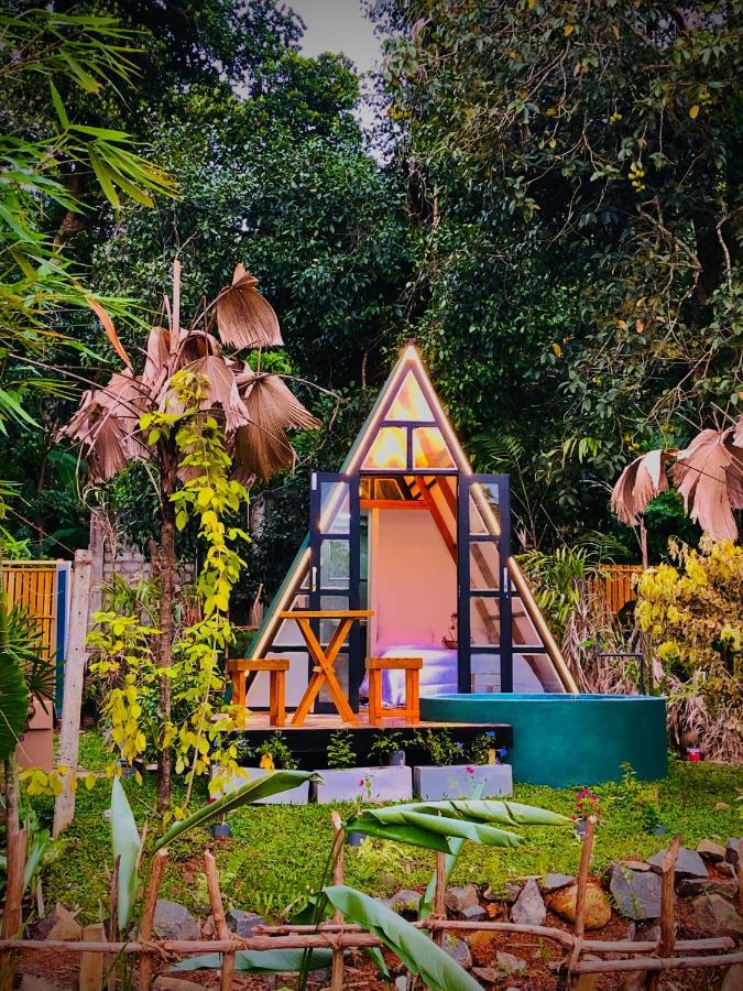 Bed and Breakfast The We2 "Wildwood Elegance Escape" Induruwa Zewnętrze zdjęcie